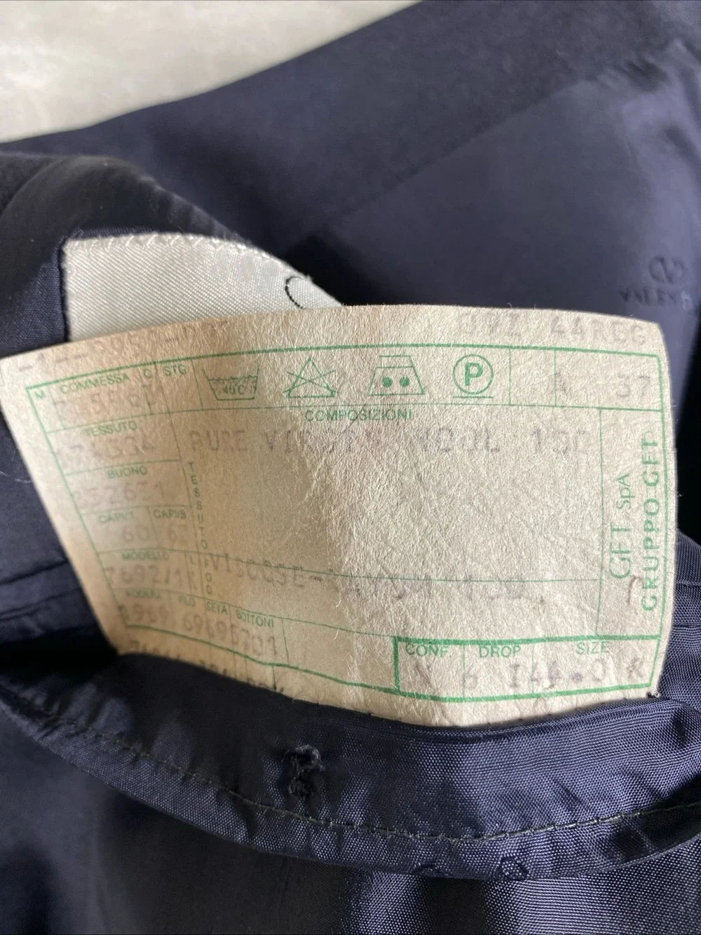 Valentino‎ Men’s 44R Navy Single-Breasted Blazer with Gold Logo Buttons Classic